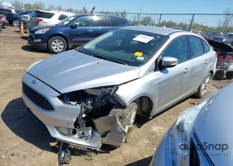 2017 Ford Focus Se z USA, uszkodzony, nr VIN 1FADP3F23HL286837